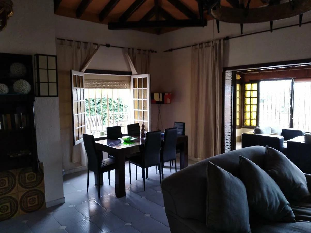 Villa Con Piscina Privada 토레몰리노스 0*,  스페인